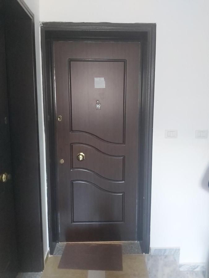 Mona'S Apartments 1 Sarande Exterior photo
